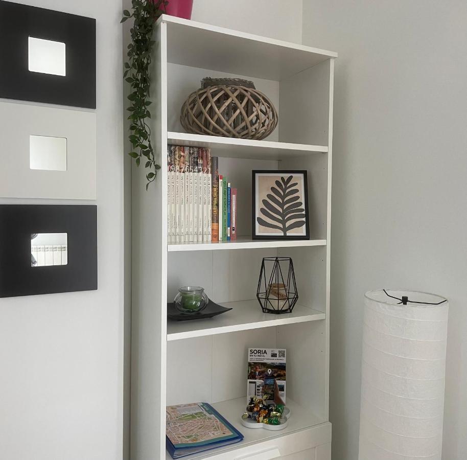 Apartamento Pinares Apartment Soria Bagian luar foto