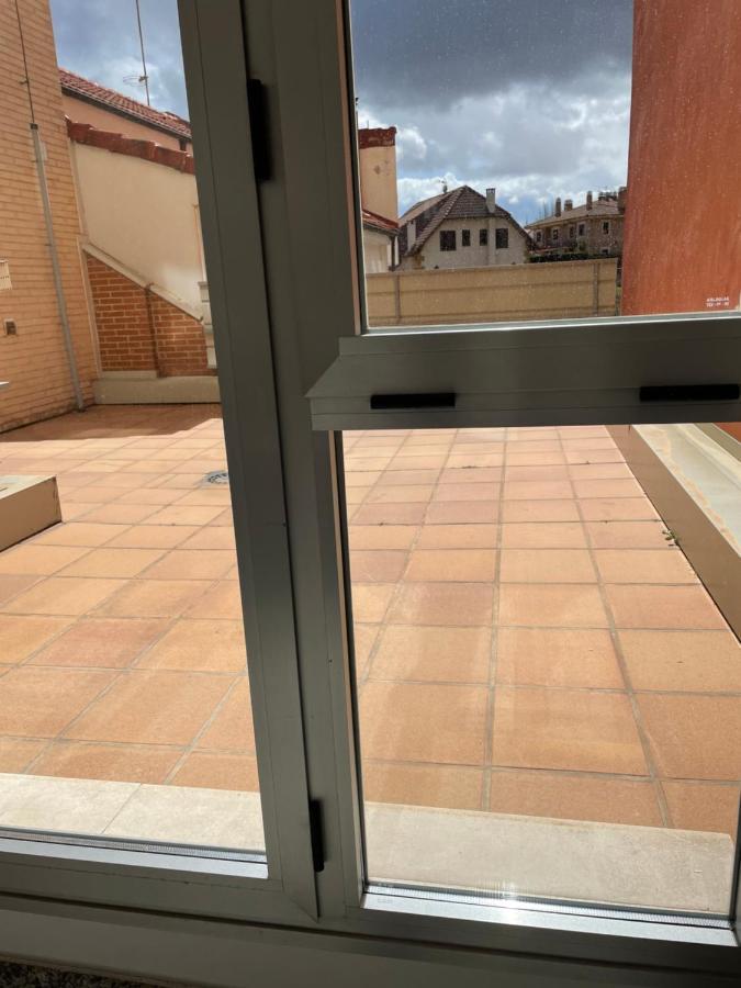 Apartamento Pinares Apartment Soria Bagian luar foto