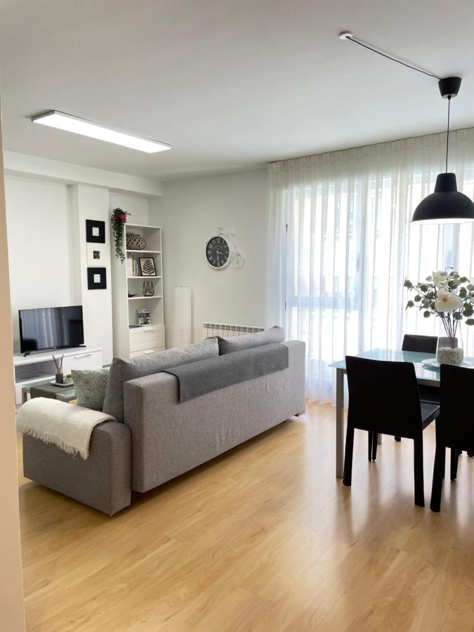 Apartamento Pinares Apartment Soria Bagian luar foto